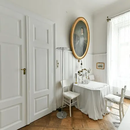 Schloss Hollenburg Aparte Villa