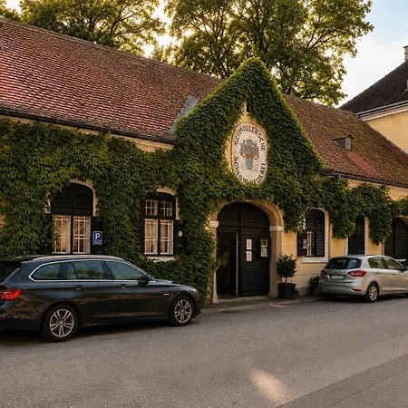 Schloss Hollenburg Aparte Villa